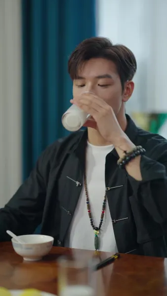 ปรมาจารย์ไร้เทียมทาน บุตรแห่งความลับ