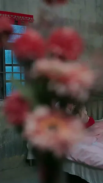 ลุงขี้เก๊กกับสาววัยใส