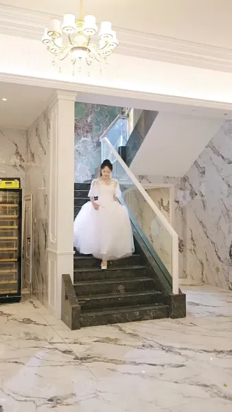 ลุงขี้เก๊กกับสาววัยใส