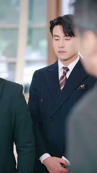 ลุงขี้เก๊กกับสาววัยใส