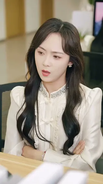 ลุงขี้เก๊กกับสาววัยใส