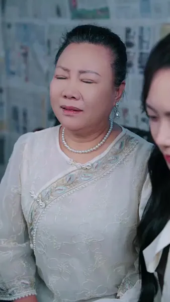 ลุงขี้เก๊กกับสาววัยใส