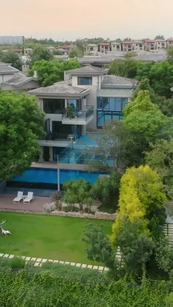 เสียงสวรรค์และกิเลส