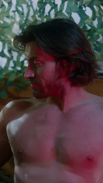 หนุ่มเมืองหนาวหวานใจบอสสาวไฮโซ