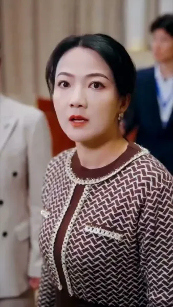 ถล่มครอบครัวสามีสารเลว