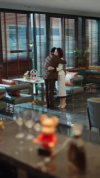 เมื่อความรัก เลื่อนลอยหายไป