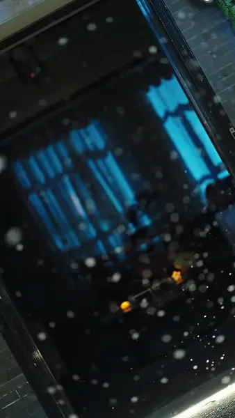 เมื่อความรัก เลื่อนลอยหายไป