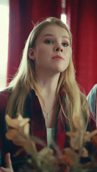 สาวแกร่งลุกขึ้นสู้