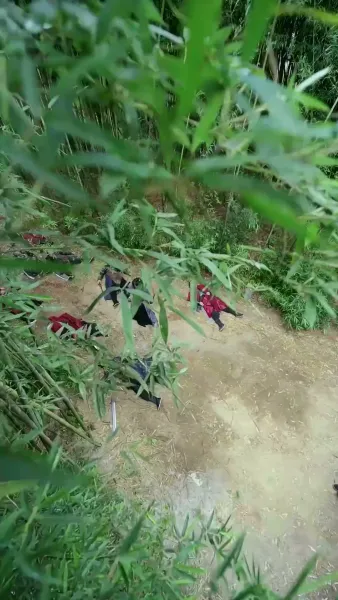 สิ้นกลีบบุปผา