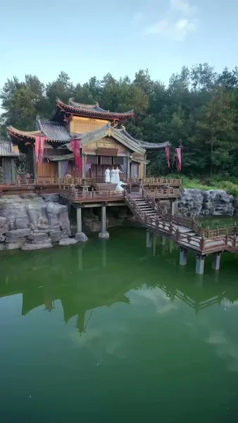 สิ้นกลีบบุปผา