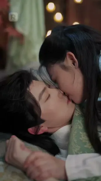 วันนี้ก็ยังพยายาม พิชิตใจพระเอกอยู่