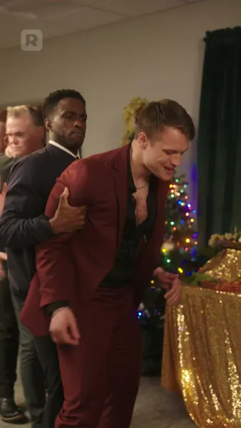 (พากย์) เงิน ปืน และคริสต์มาสสุดหรรษา