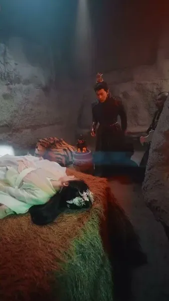 ตำนานดำแห่งโชคชะตา