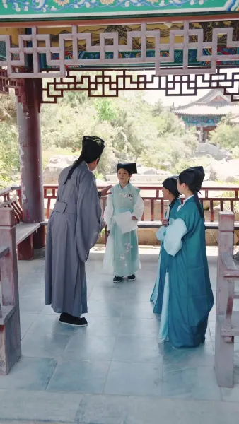 จากความยากจนสู่ความร่ำรวย: เด็กอัจฉริยะ​