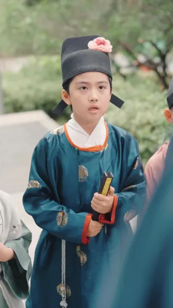 จากความยากจนสู่ความร่ำรวย: เด็กอัจฉริยะ​