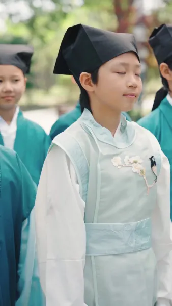 จากความยากจนสู่ความร่ำรวย: เด็กอัจฉริยะ​