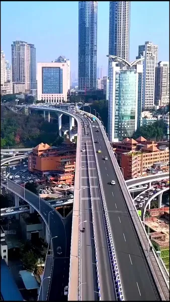 รู้ว่ามีอยู่ก็สายไป(พากย์ไทย)