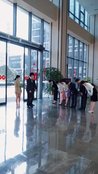 จันทร์ส่องใจ