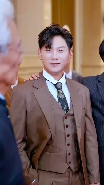 ราชันมังกรหวนคืน(พากย์ไทย)