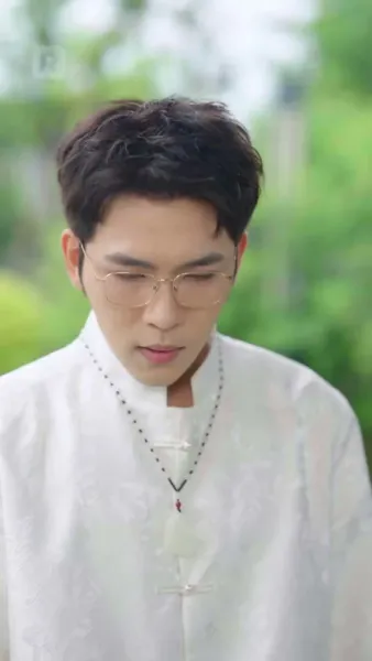 รักวุ่นของสาวคนกลาง