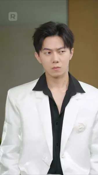 รักวุ่นของสาวคนกลาง