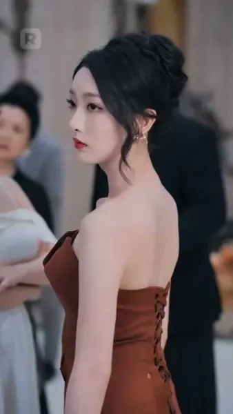 (พากย์) จมดิ่งในราตรีขาว