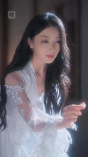 (พากย์) จมดิ่งในราตรีขาว