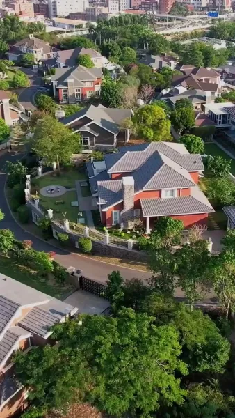 รักวุ่นบ้านสองพี่น้อง