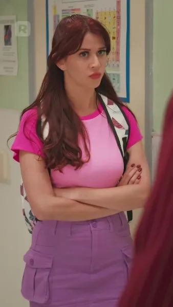 รักลับกลางสนาม