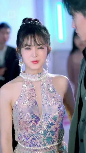 ชีวิตลับทั้งสามของสามีเศรษฐีฉัน