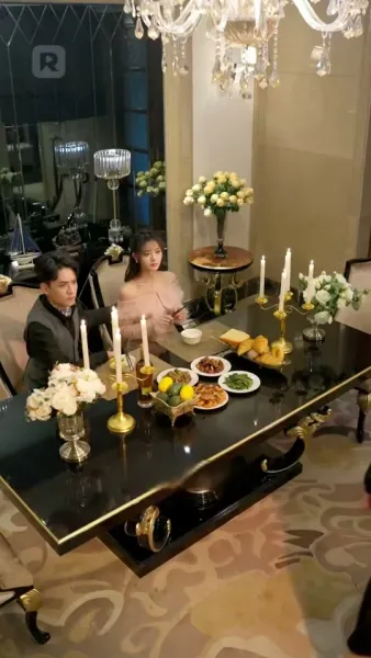 ชีวิตลับทั้งสามของสามีเศรษฐีฉัน