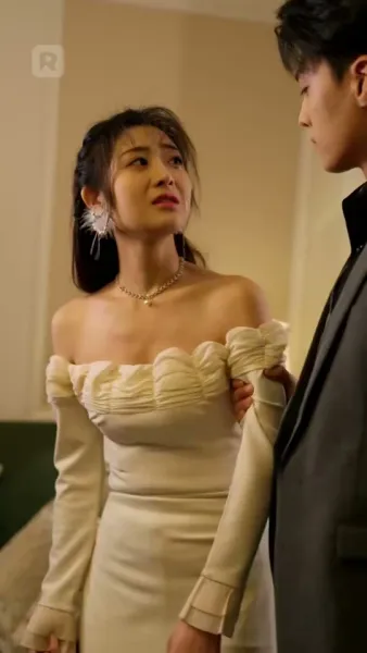 ชีวิตลับทั้งสามของสามีเศรษฐีฉัน