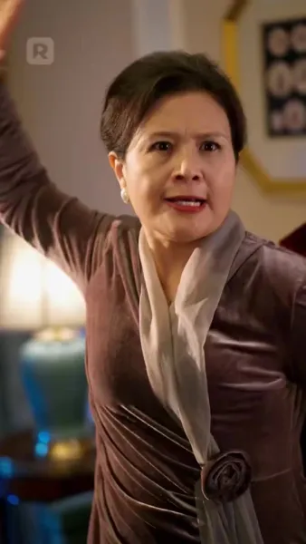 ชีวิตลับทั้งสามของสามีเศรษฐีฉัน