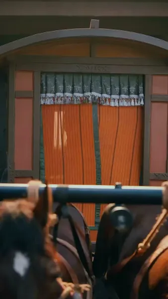 เล่ห์รักสองแผ่นดิน