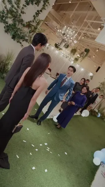 การขอแต่งงานดั่งพายุลม