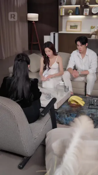 ราชินีคืนบัลลังก์ แพ้ทั้งโลกเพื่อชนะเธอ