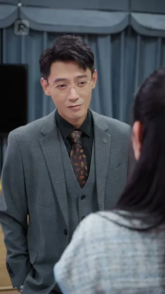 ราชินีคืนบัลลังก์ แพ้ทั้งโลกเพื่อชนะเธอ