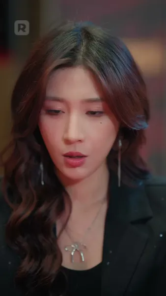 ราชินีคืนบัลลังก์ แพ้ทั้งโลกเพื่อชนะเธอ