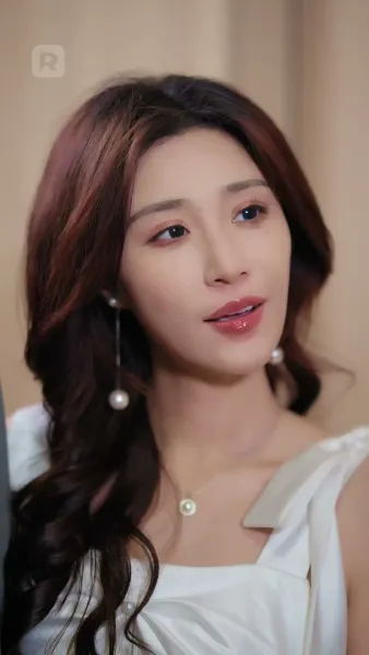 ราชินีคืนบัลลังก์ แพ้ทั้งโลกเพื่อชนะเธอ