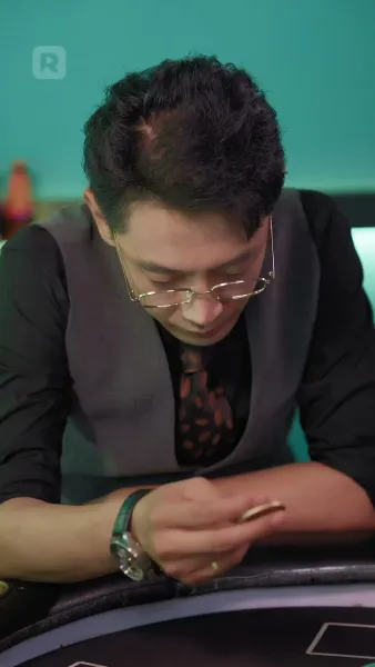 ราชินีคืนบัลลังก์ แพ้ทั้งโลกเพื่อชนะเธอ