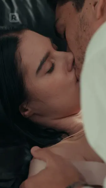 รักวุ่นวายหัวใจสองบวกสามดวง