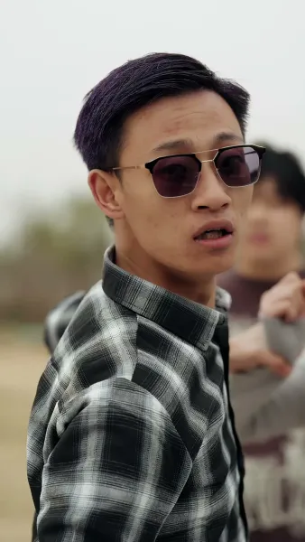 มังกรผงาดจากดิน 1