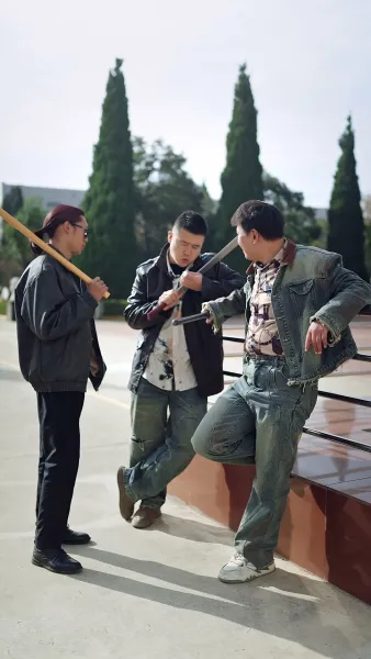 มังกรผงาดจากดิน 1