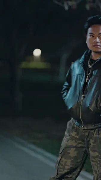 มังกรผงาดจากดิน 1