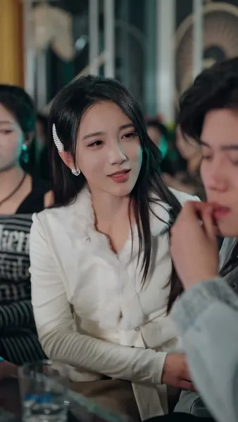 มังกรผงาดจากดิน 1