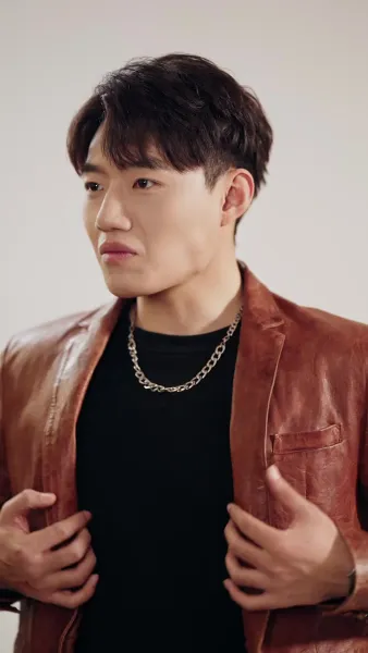 มังกรผงาดจากดิน 1