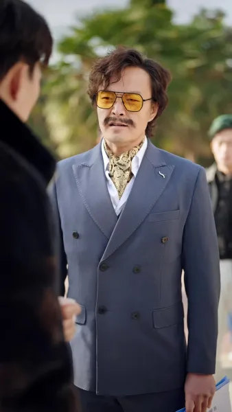 มังกรผงาดจากดิน 1