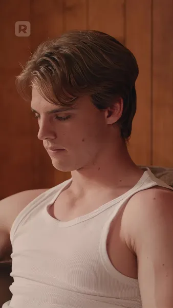 กองหลังคลุกฝุ่นหวนคืนสู่สนาม