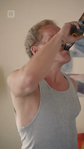 กองหลังคลุกฝุ่นหวนคืนสู่สนาม