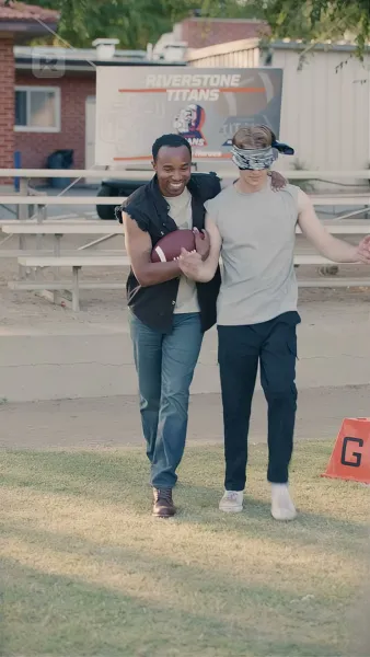 กองหลังคลุกฝุ่นหวนคืนสู่สนาม